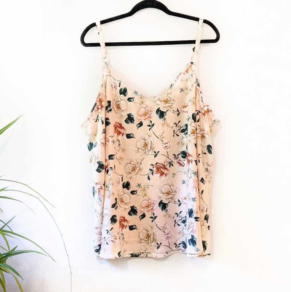 NWT Torrid 4X pink floral cami tank top